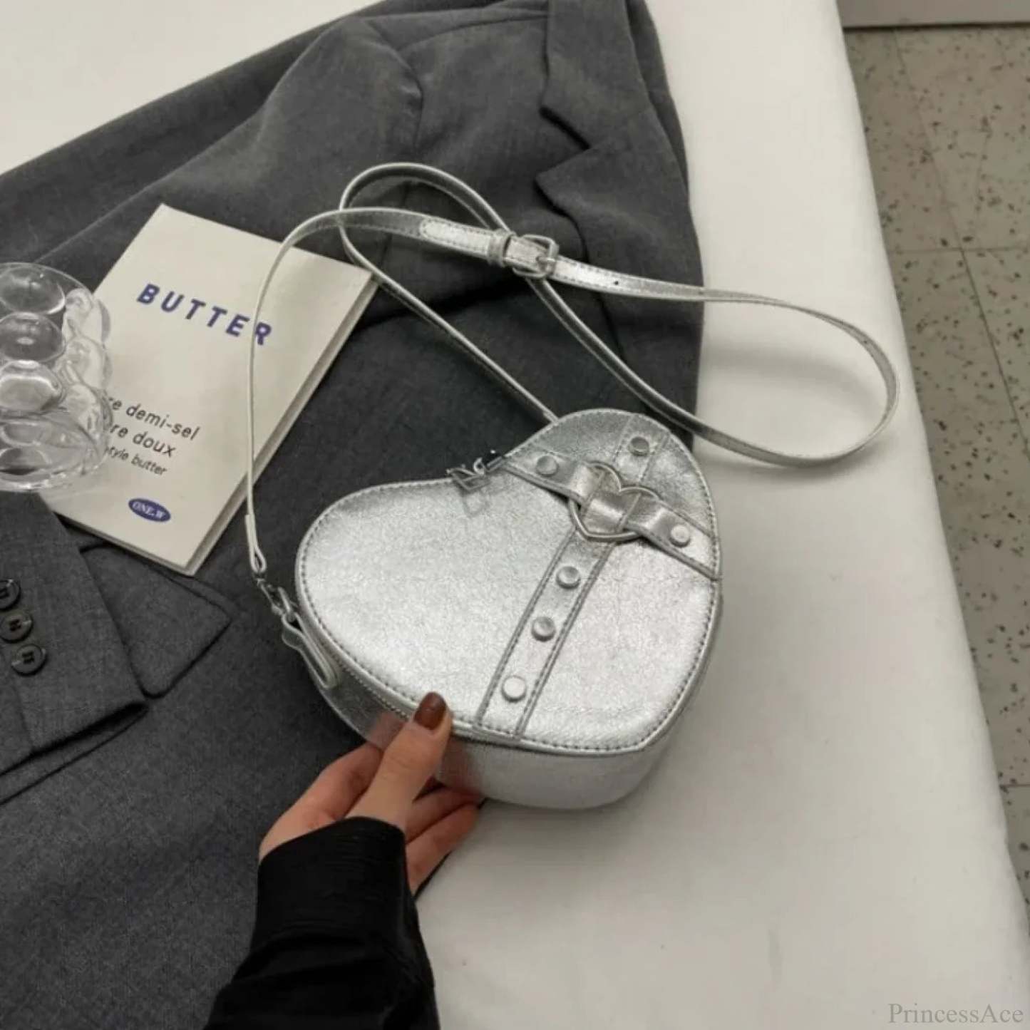 Y2K Rivet Heart-Shaped Crossbody Bag Sliver crossbody-250126