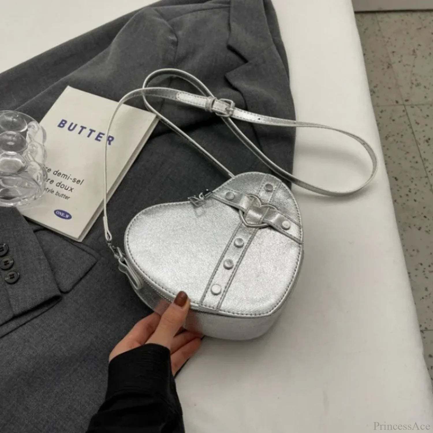 Y2K Rivet Heart-Shaped Crossbody Bag Sliver crossbody-250126