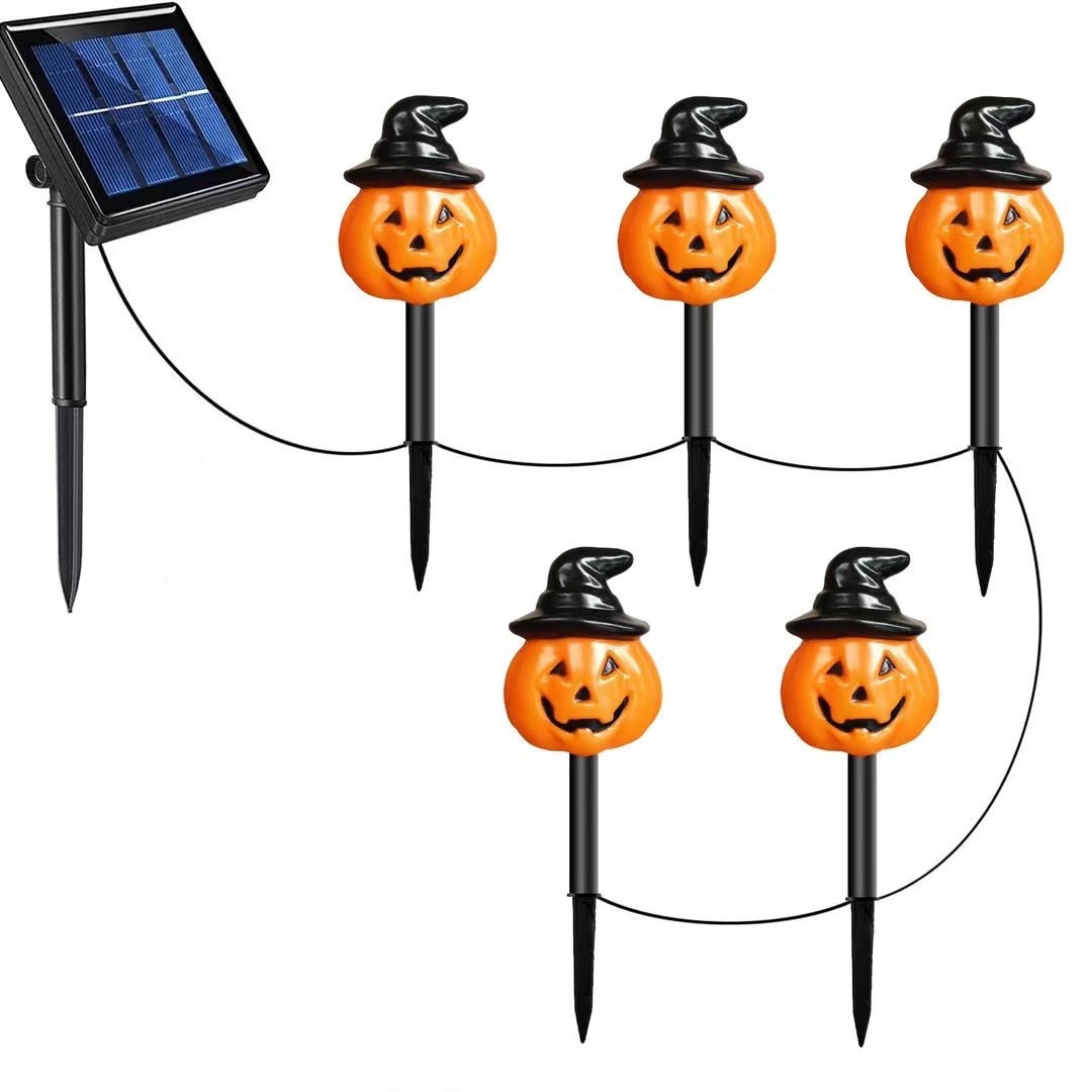 👻Balenie 6 solárnych halloweenskych zemných LED svetiel🎁