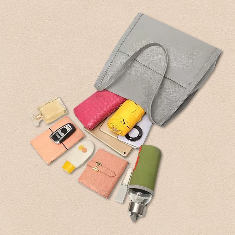 Jednoduchá monochromatická prémiová kabelka👜