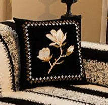 Měkký plyšový protiskluzový potah na pohovku🧣