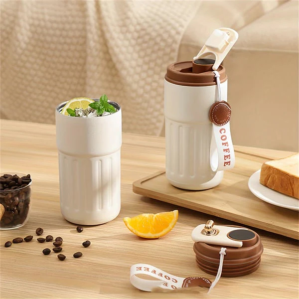 Displej teploty kávy zobrazuje každý stupeň na obrazovke, čím sa zachováva zlatistá aróma kávy.🌡️