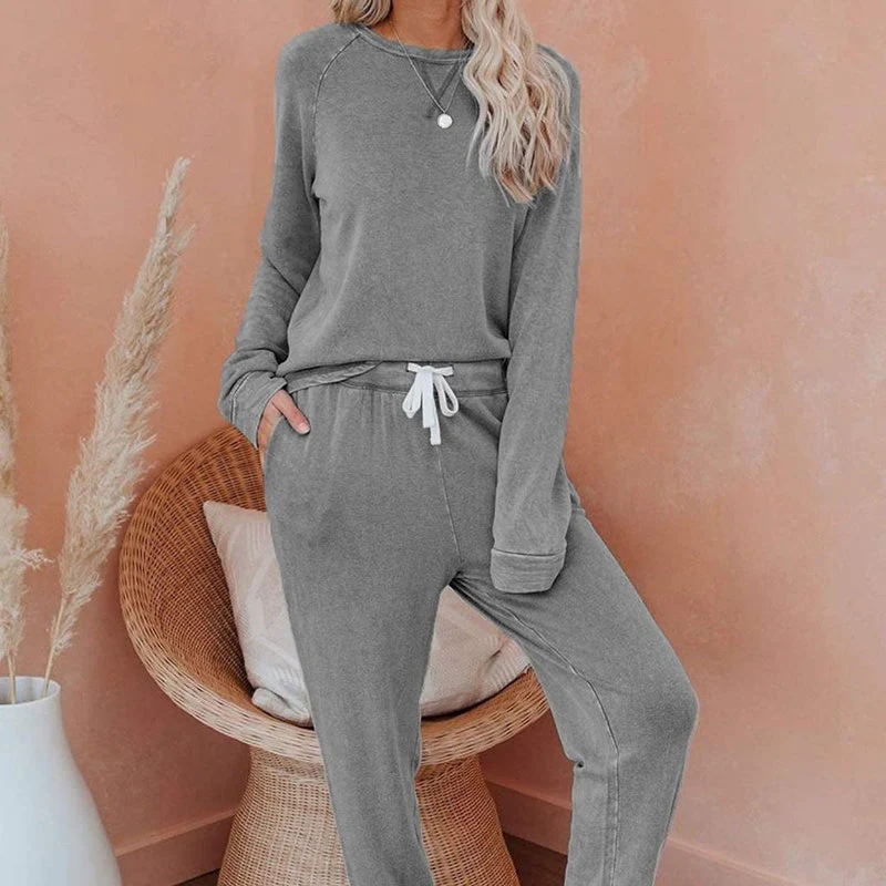 Dámsky ležérny, voľný strih, dvojdielny set topu a nohavíc