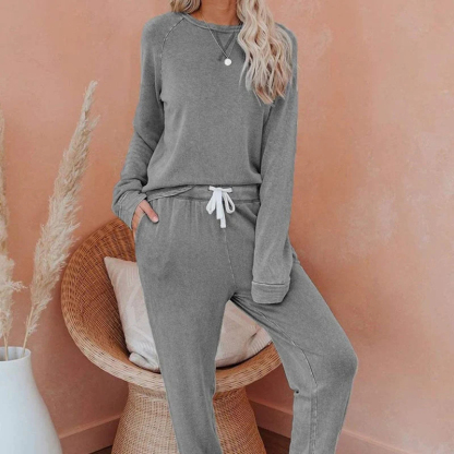 Dámsky ležérny, voľný strih, dvojdielny set topu a nohavíc