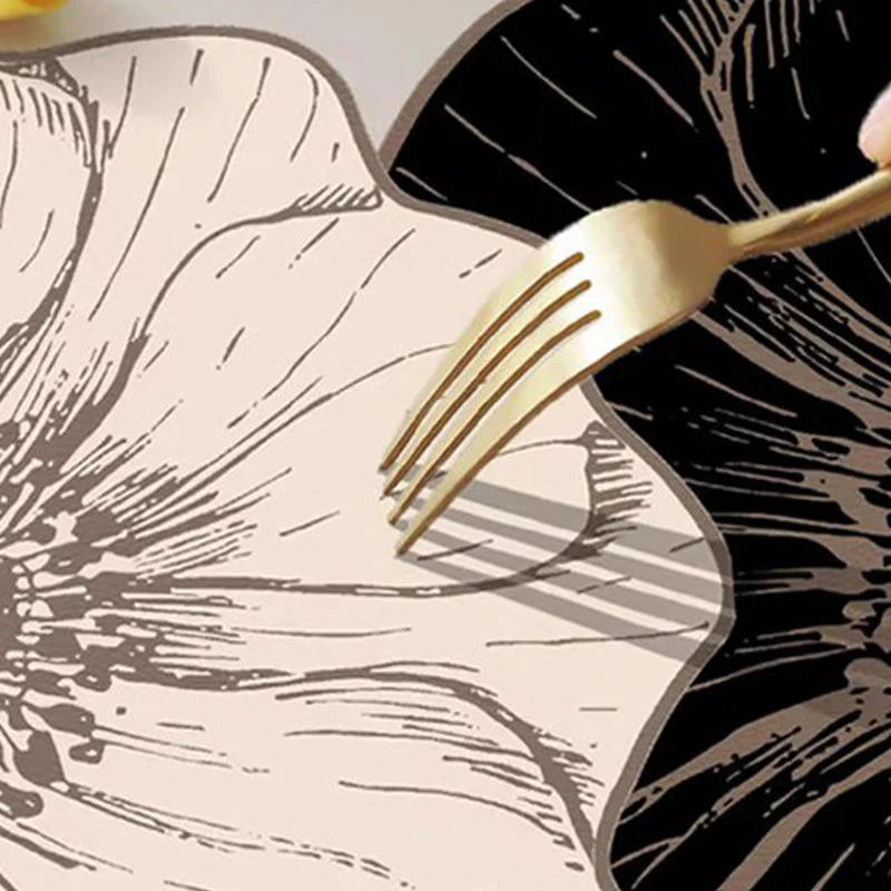 Odkvapkávacia podložka v tvare kvetu na kuchynskú pracovnú dosku 💦