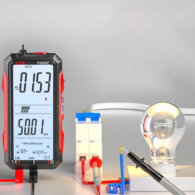 Dobíjací digitálny multimeter s USB - True RMS, automatické prepínanie rozsahu a podsvietený LCD displej, CAT III 1000V