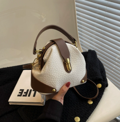 Módna farebne blokovaná kabelka cez telo