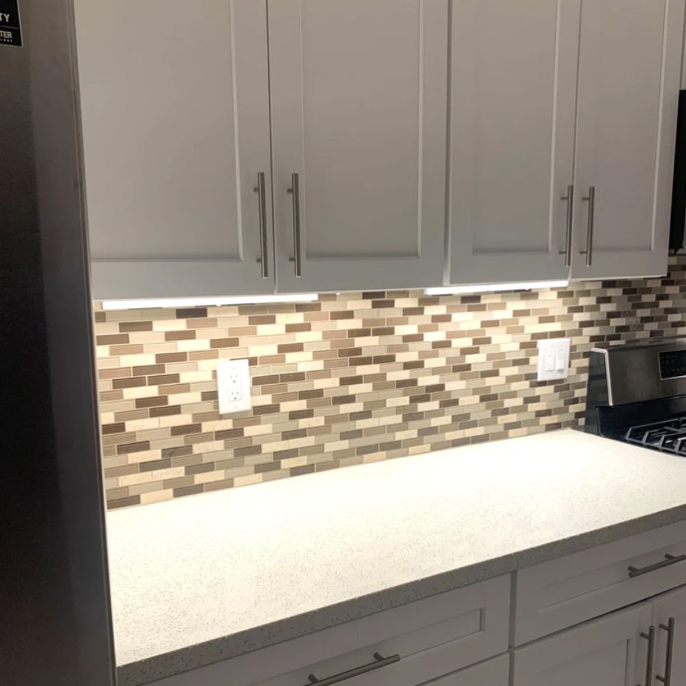 Senzorové kuchynské svetlo