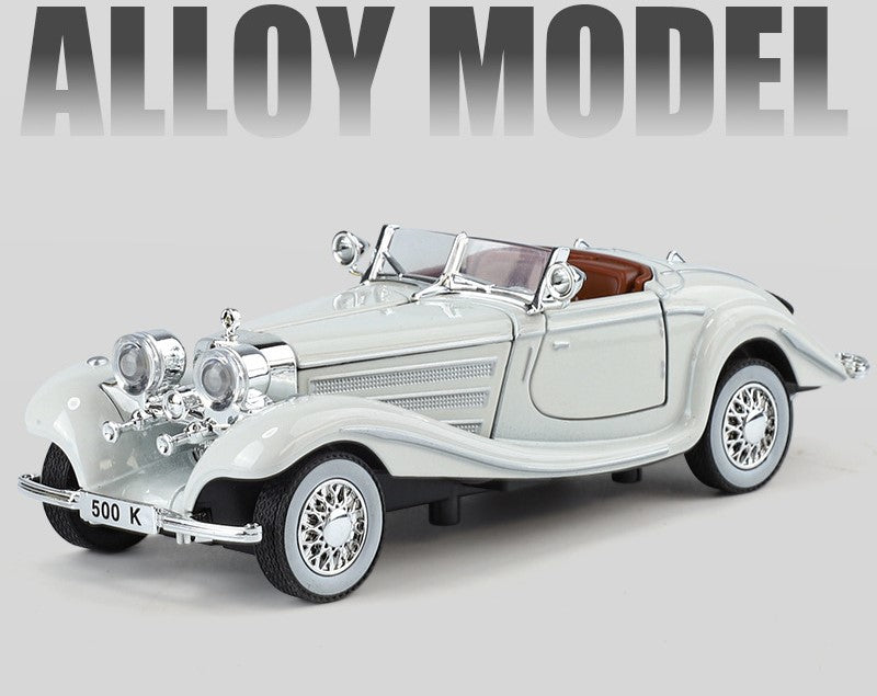 Ornament na model retro klasického auta - vyrobený zo zliatiny