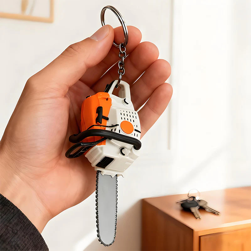 Stylowy model miniaturowej piły łańcuchowej