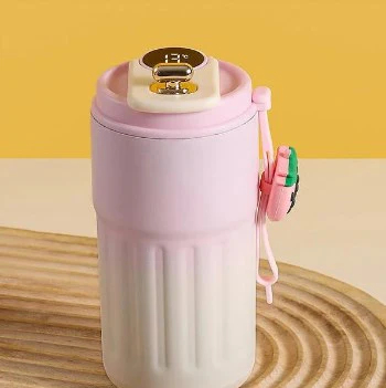 Displej teploty kávy zobrazuje každý stupeň na obrazovke, čím sa zachováva zlatistá aróma kávy.🌡️