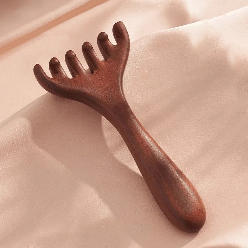 Šesťlaločný energetický masážny hrebeň 