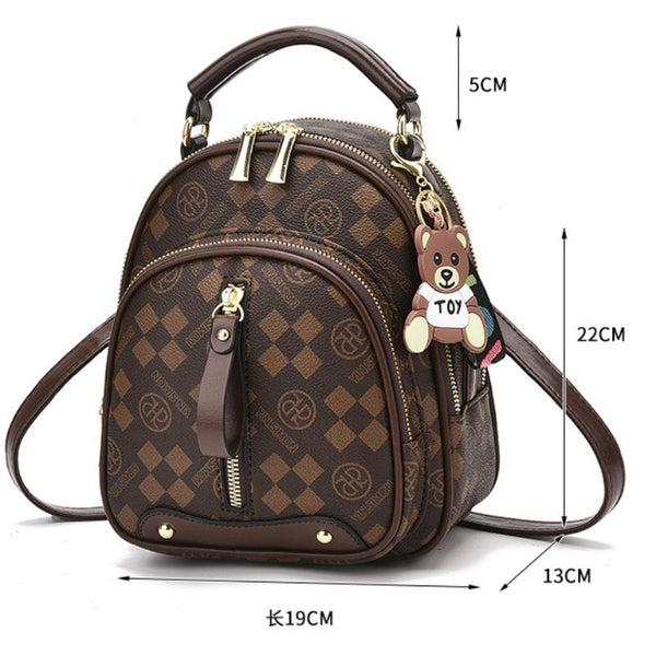 Módny batoh s diamantovou potlačou