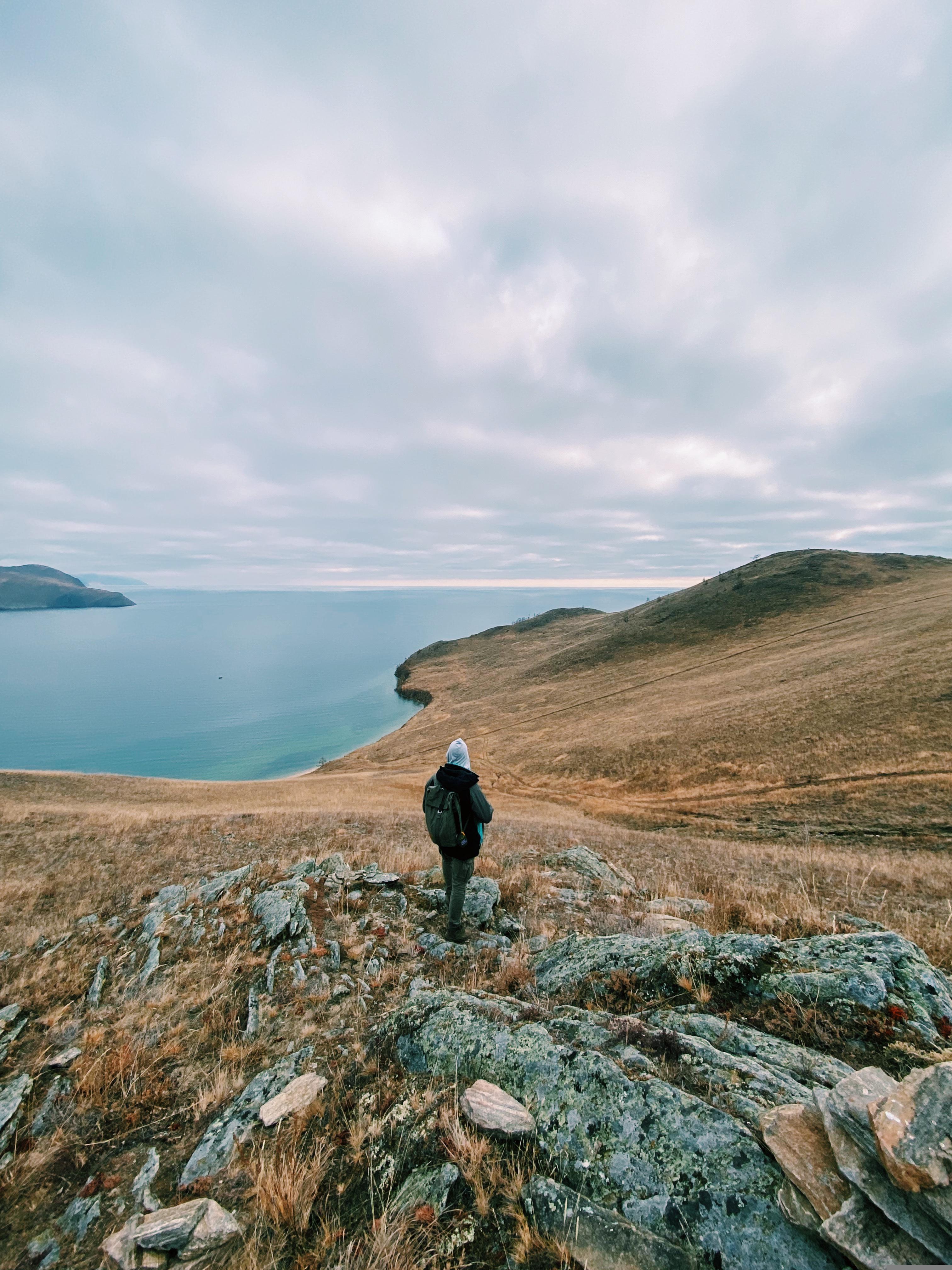 Men's outdoor sportswear and apparel