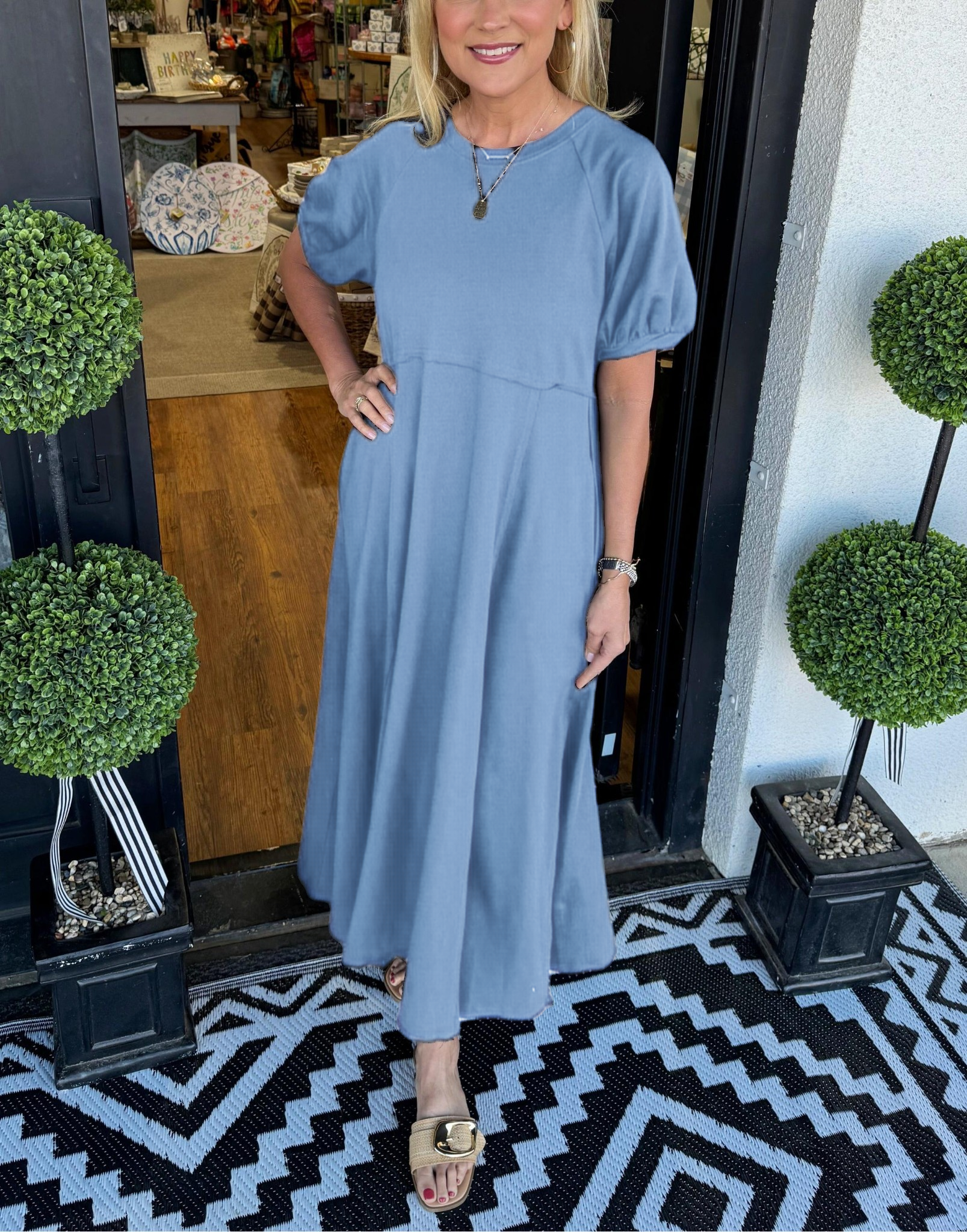 🔥Women's Solid Color Puff Sleeve Round Neck Long Dress（Buy 2 Free Shipping）