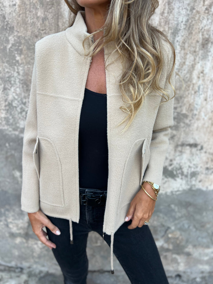 CLEARANCE SALE🔥Classic beige jacket