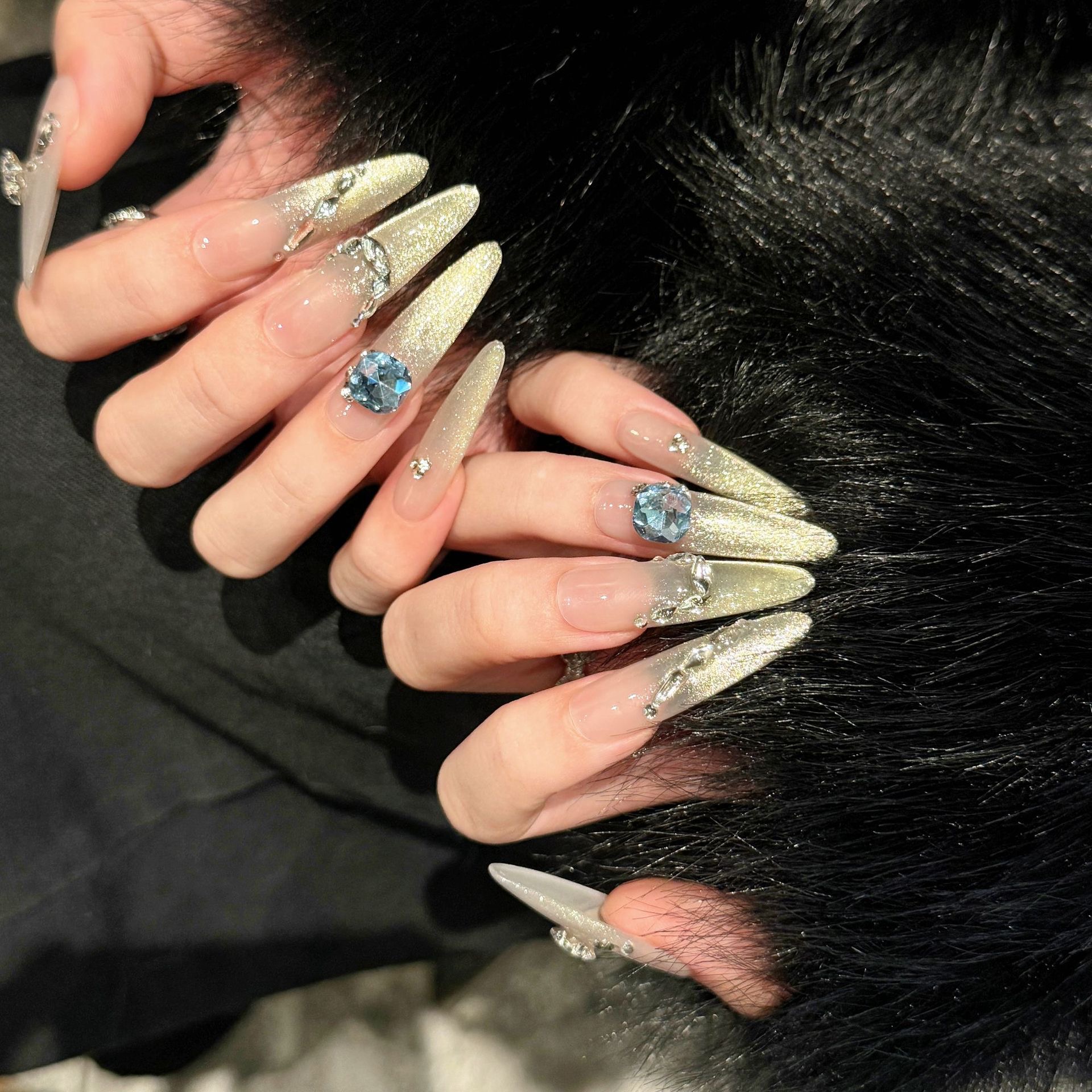 Maximalist Glam Press-On Nails — Extra-Length Cat-Eye Design for Bold Elegance