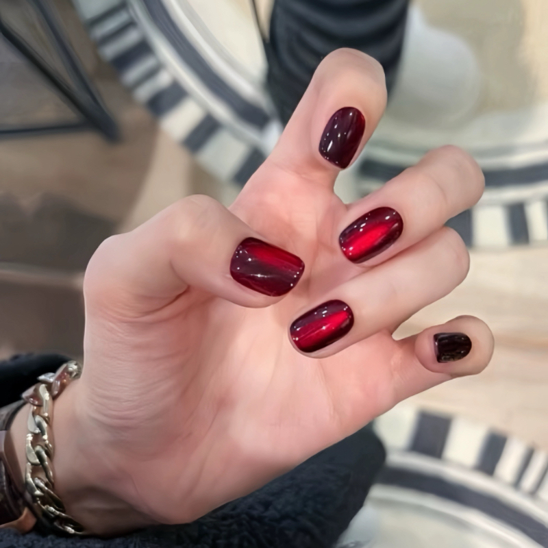 Gradient Gothic Cherry Red Cat-Eye Press-On Nails — Handmade Short Design with Edgy Sweetness