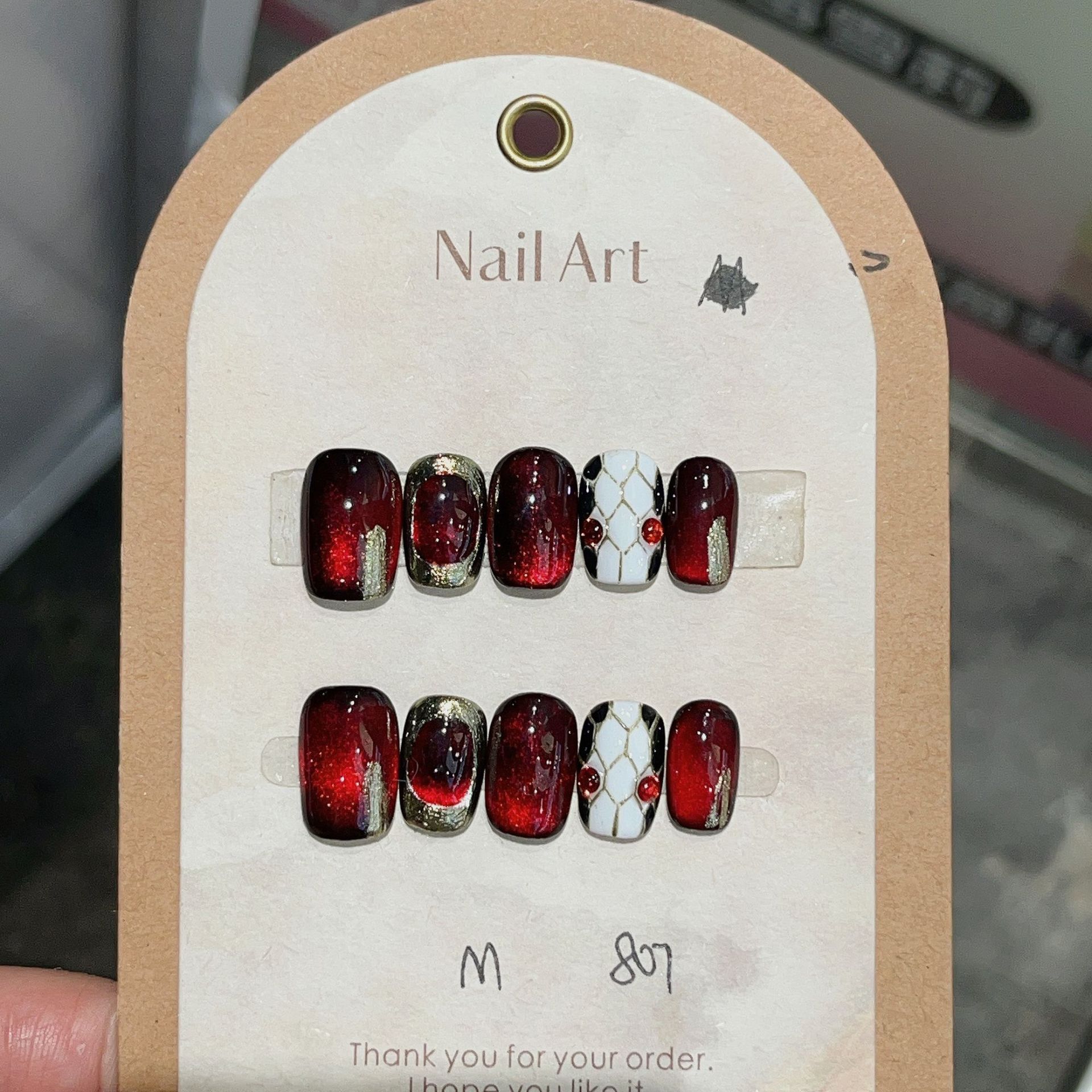 Luxury Glass Bead Cat-Eye Press-On Nails — Handmade Serpentine Design with Edgy Sweet Elegance