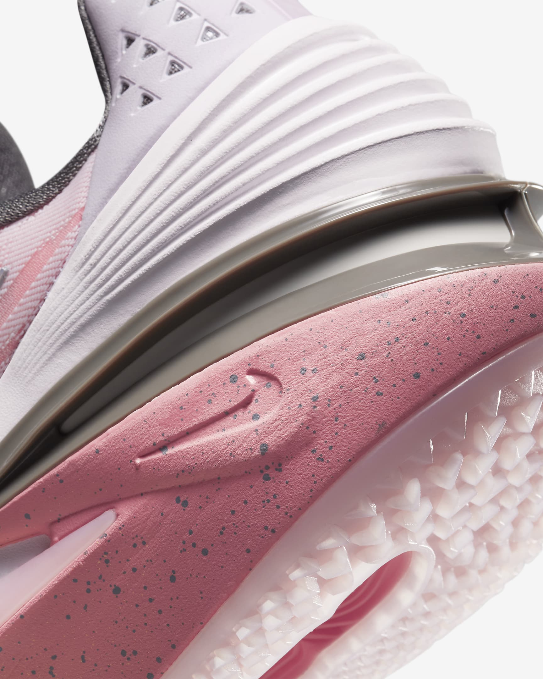 Men's Basketball Shoes