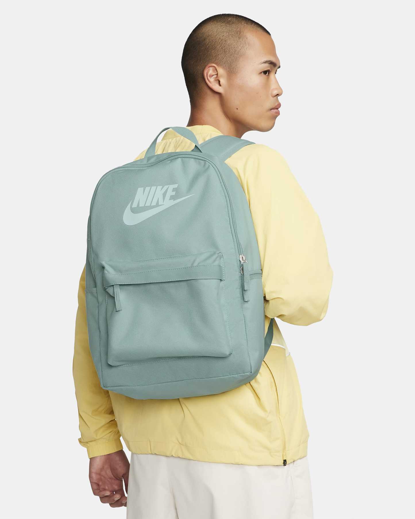 Backpack (25L)
