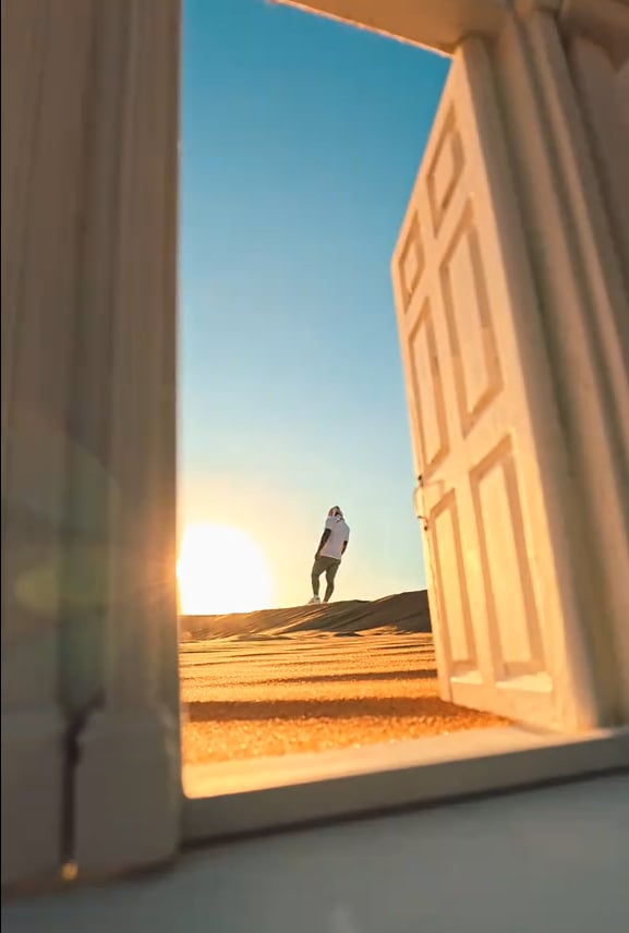 🔥LAST DAY 50% OFF -🖼️Creative window props📷