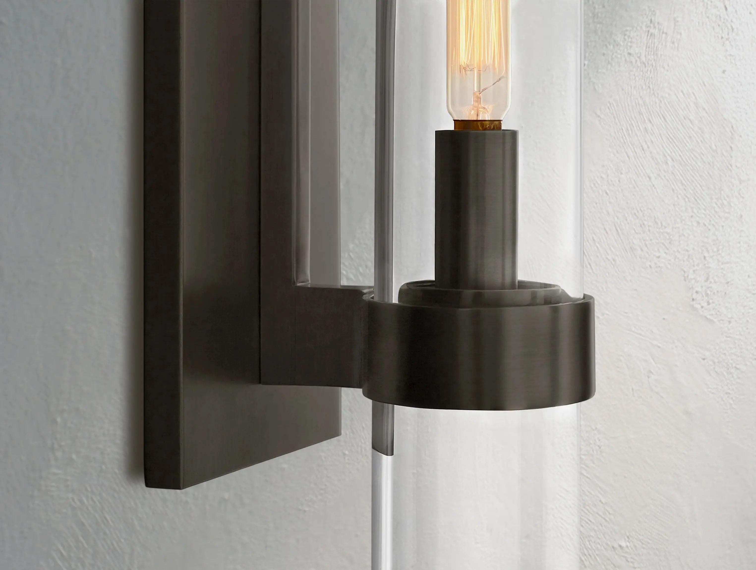 Ravelle Single light Glass Wall Sconce 