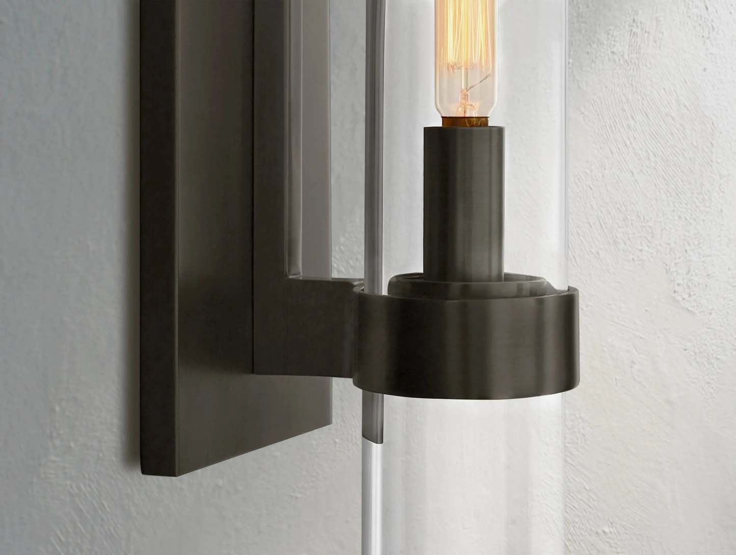Ravelle Single light Glass Wall Sconce 