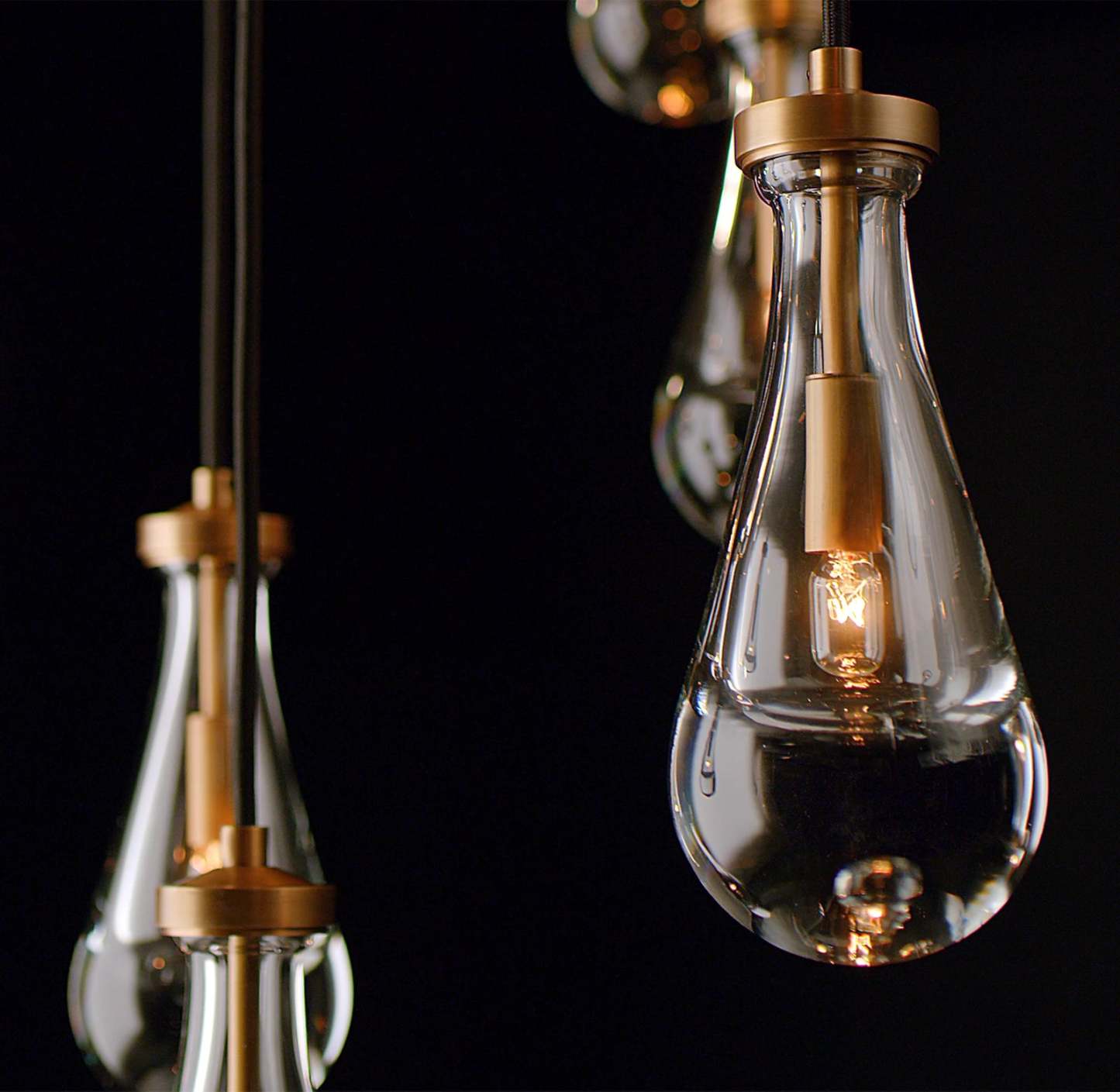 18 Inch Raindrop Glass Round Chandelier