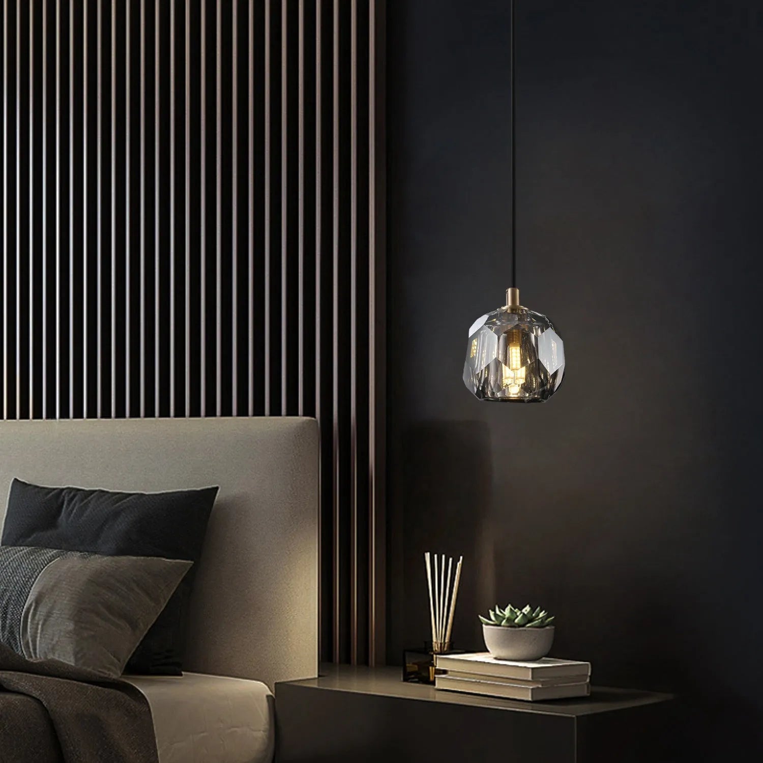 Cell de Clear/Smoke Crystal Pendant Light