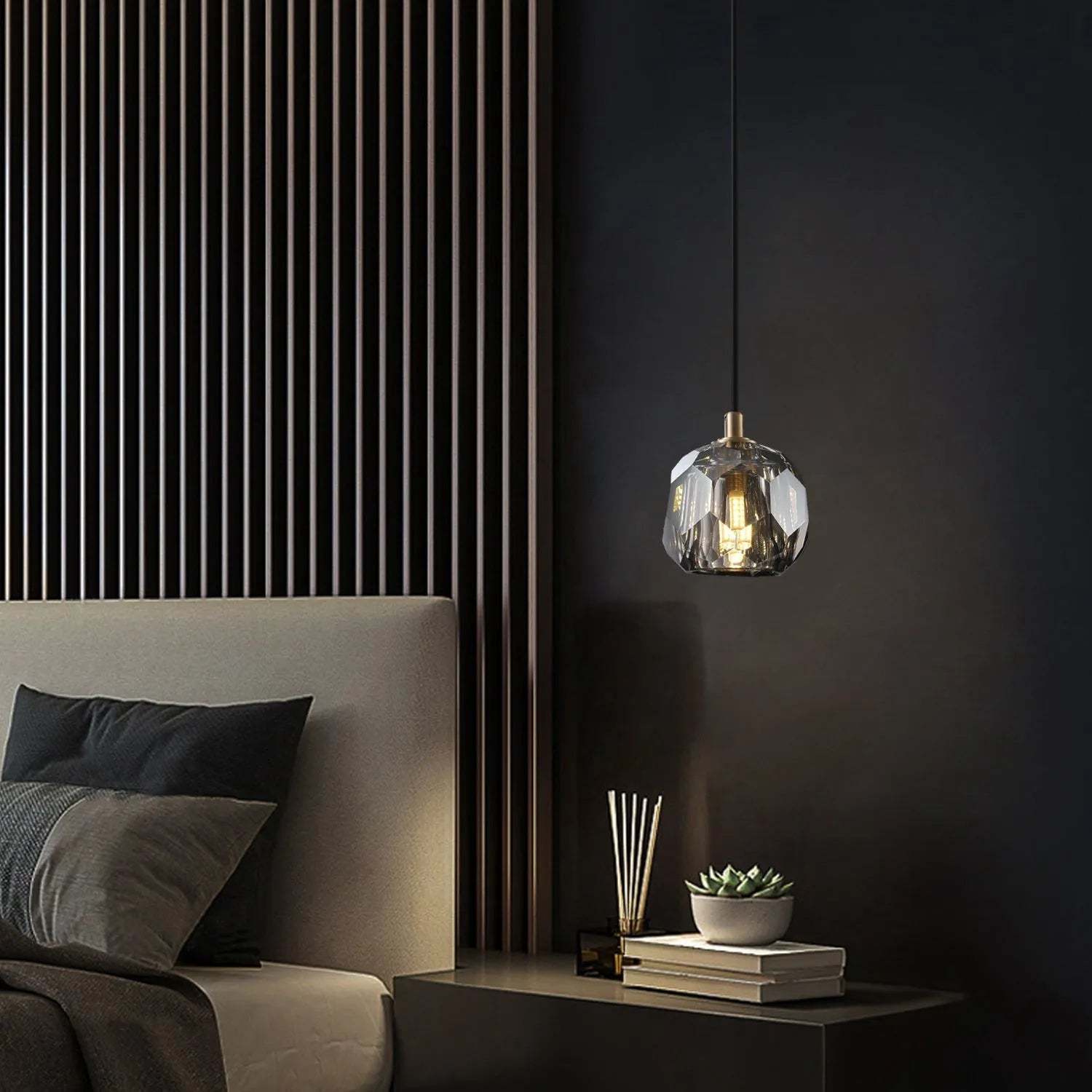 Cell de Clear/Smoke Crystal Pendant Light