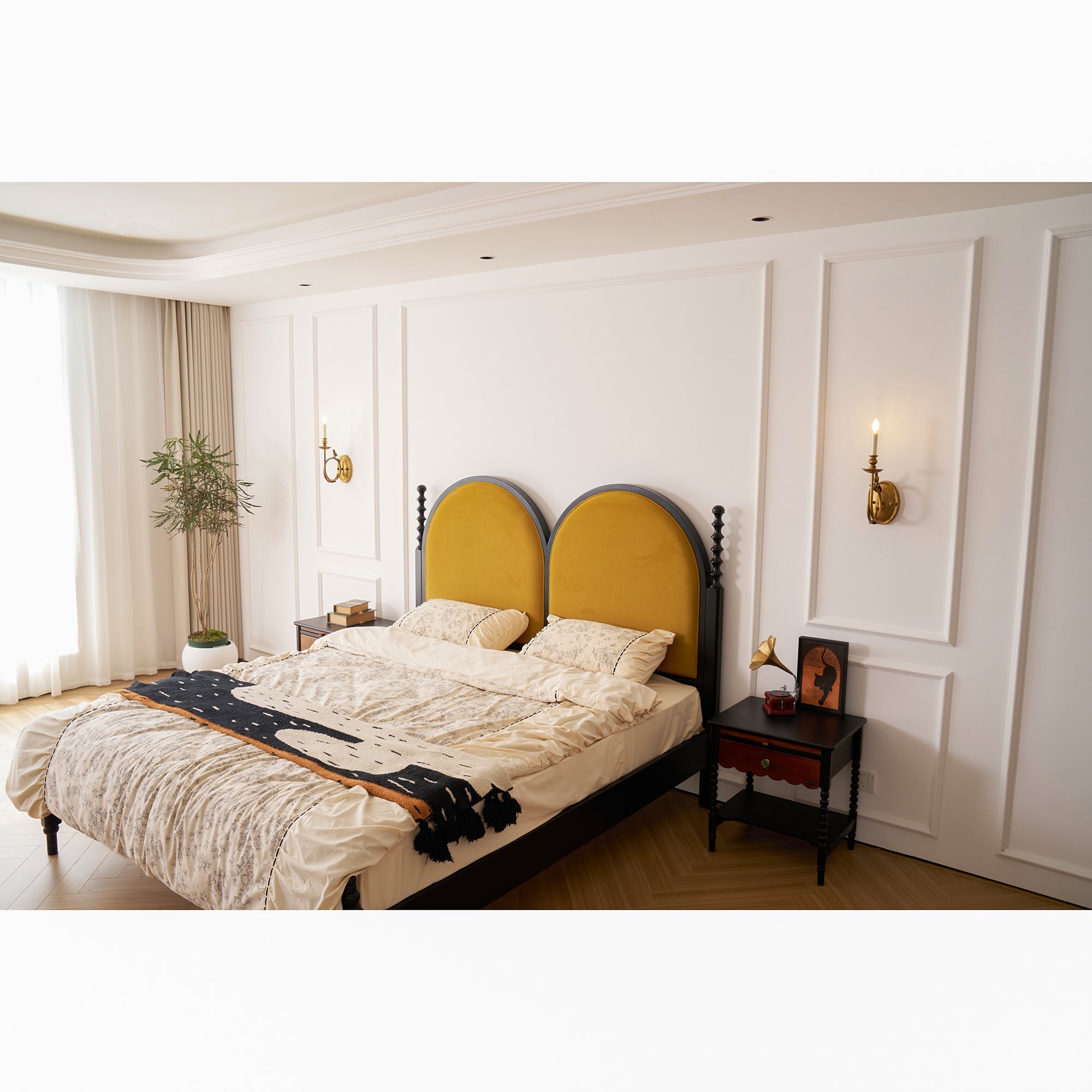 Perching Bird Sconce