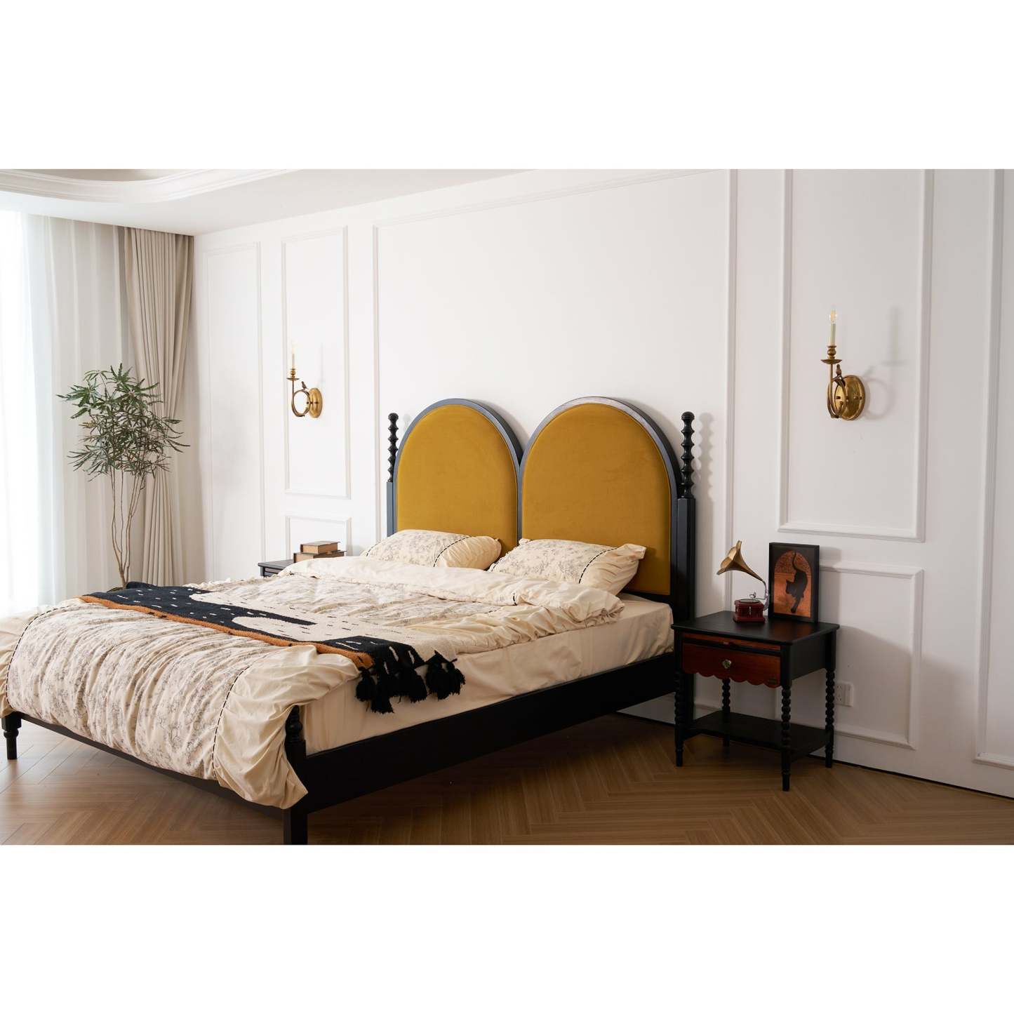 Perching Bird Sconce