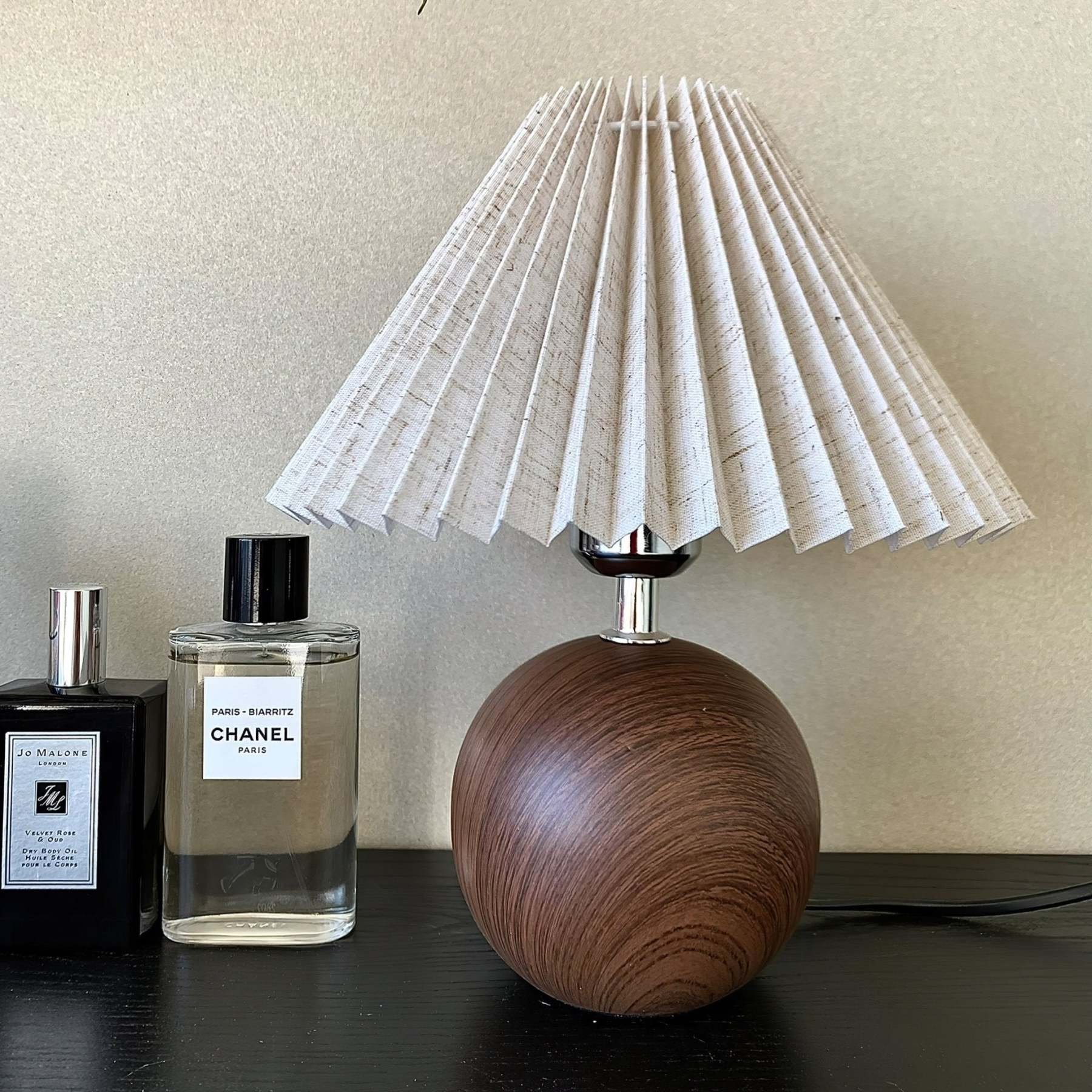 Wooden Pleated Table Lamp