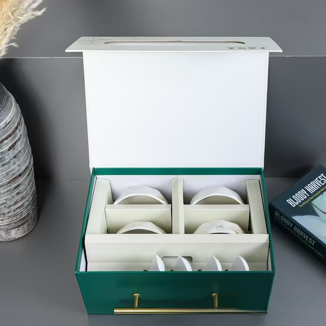 Happy Time Eight-Piece Ceramic Tableware Gift Box Set