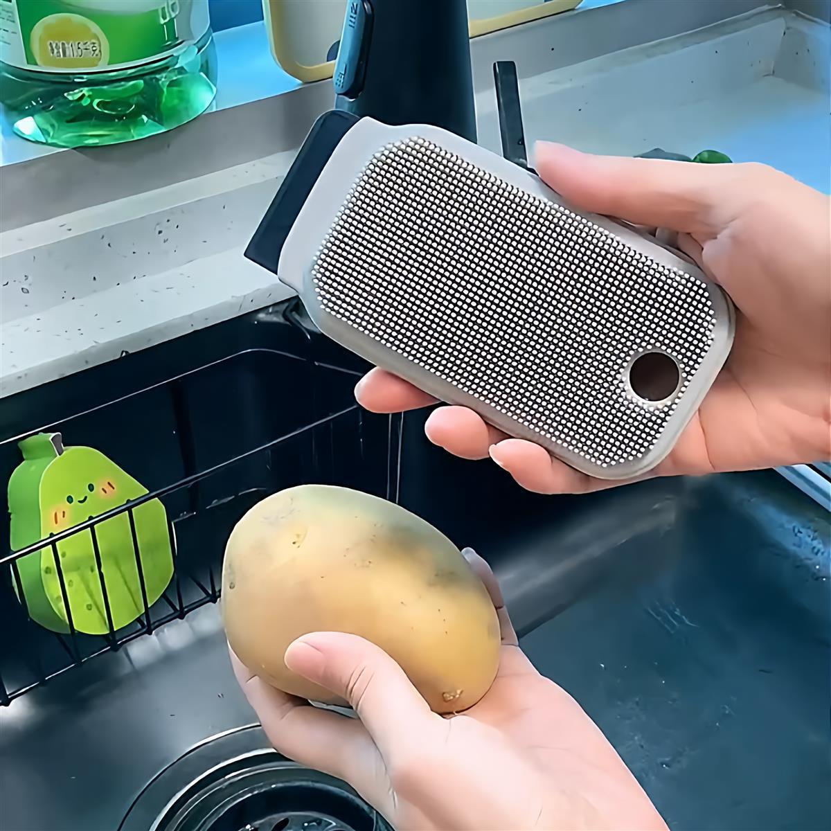 [Buy one, get three]Multifunctional Fruit and Vegetable Household Cleaning Brush