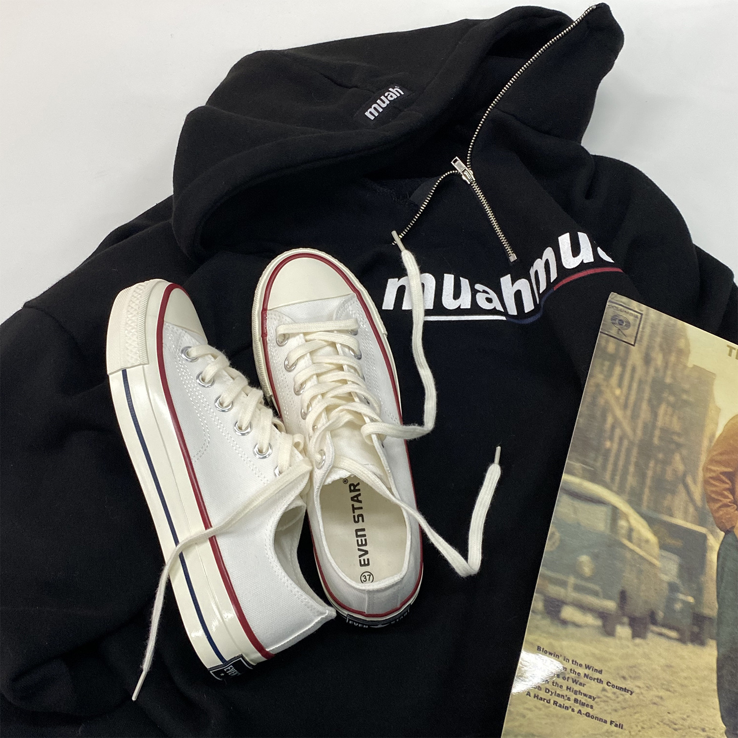 Low-top versatile canvas shoes