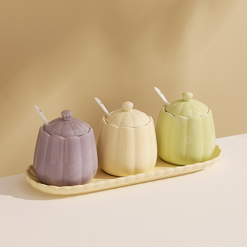 Ceramic seasoning jar set with three-color mix and match