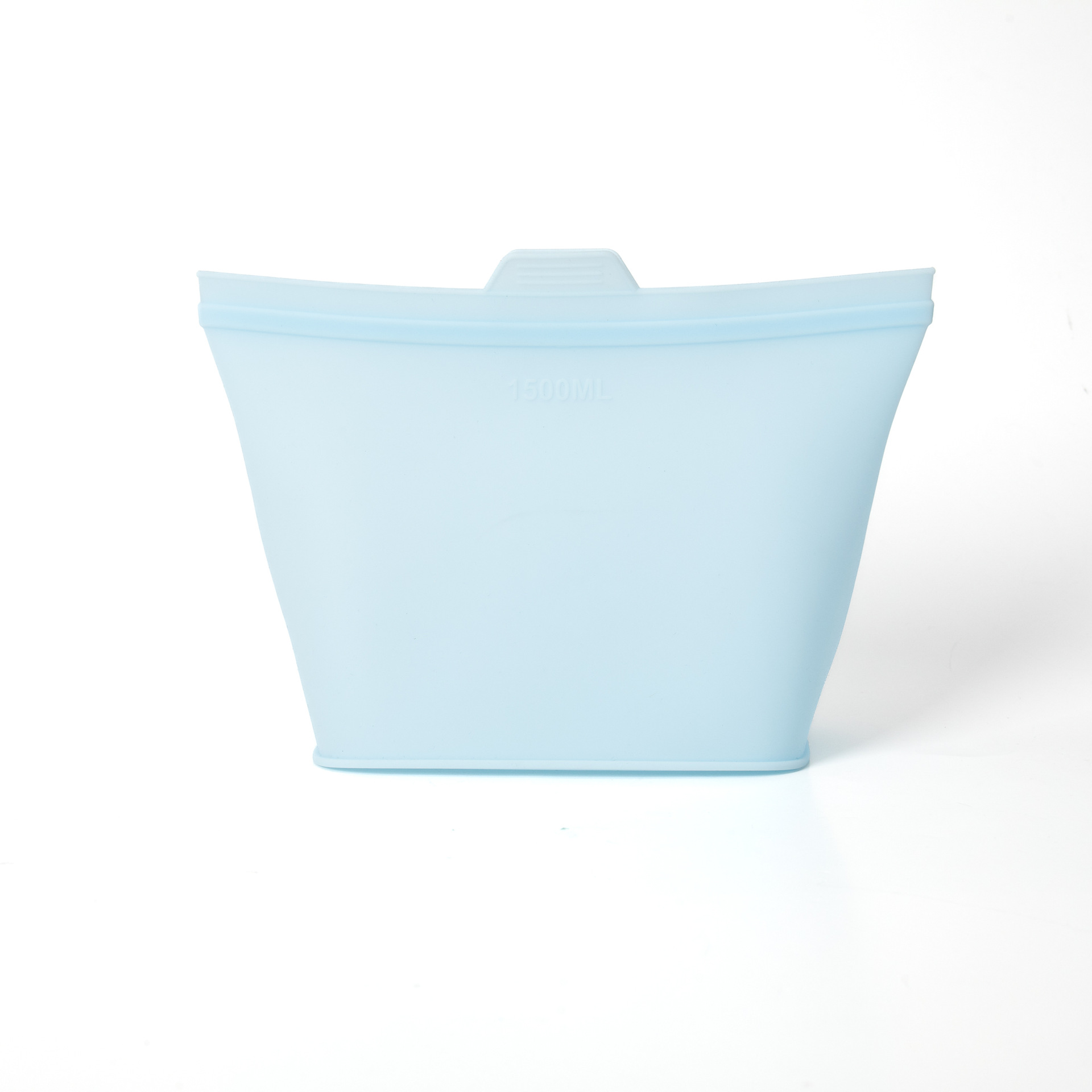 Multifunctional Sealed Silicone Food Container for Fruits and Vegetables in the Kitchen