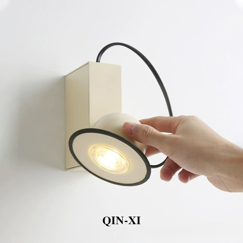 Italian retro magnetic lamp