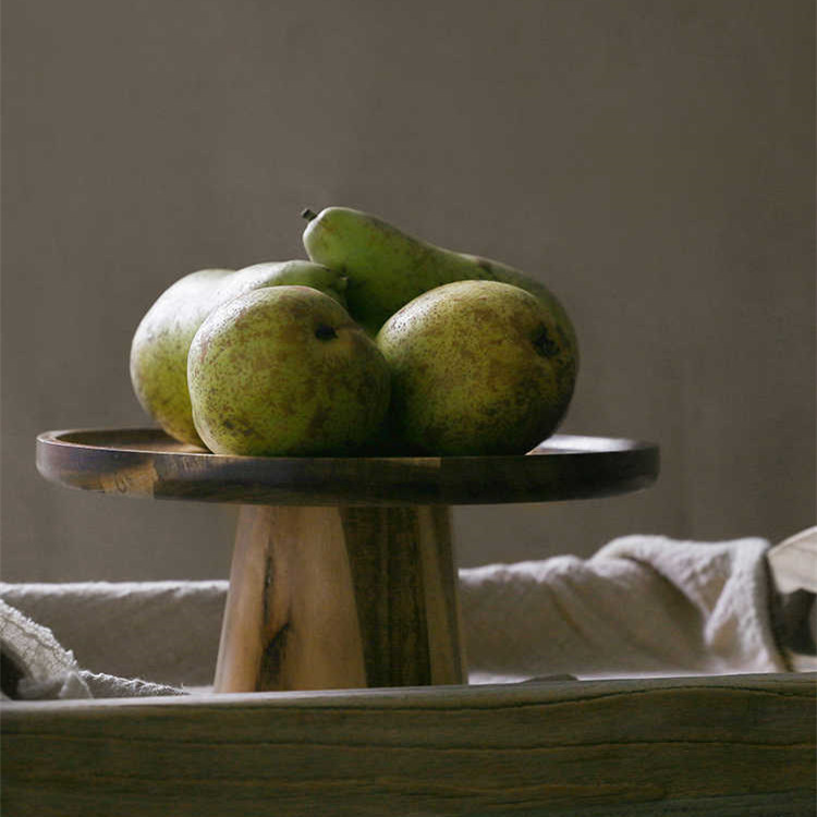 Wooden tray for tall cake stand