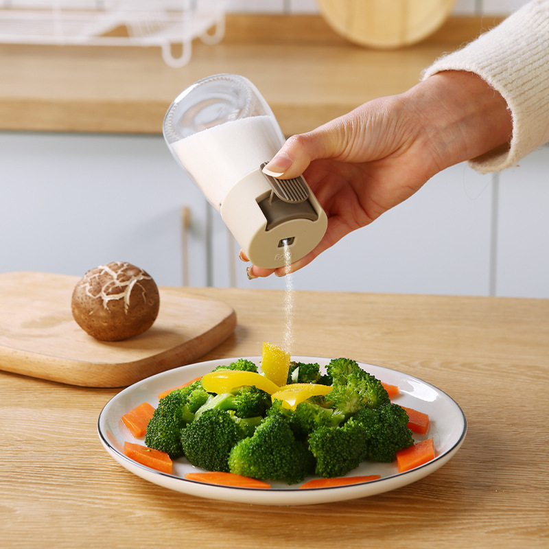 Quantitative salt shaker seasoning bottle, sealed and moisture-proof, kitchen condiment jar