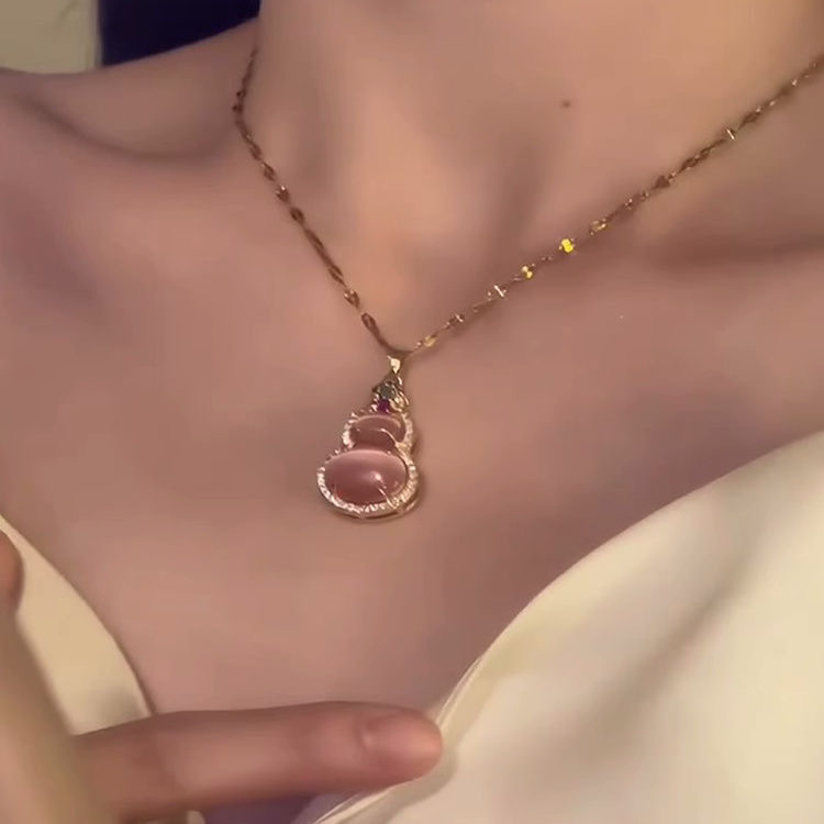 2025 new high-end gourd necklace
