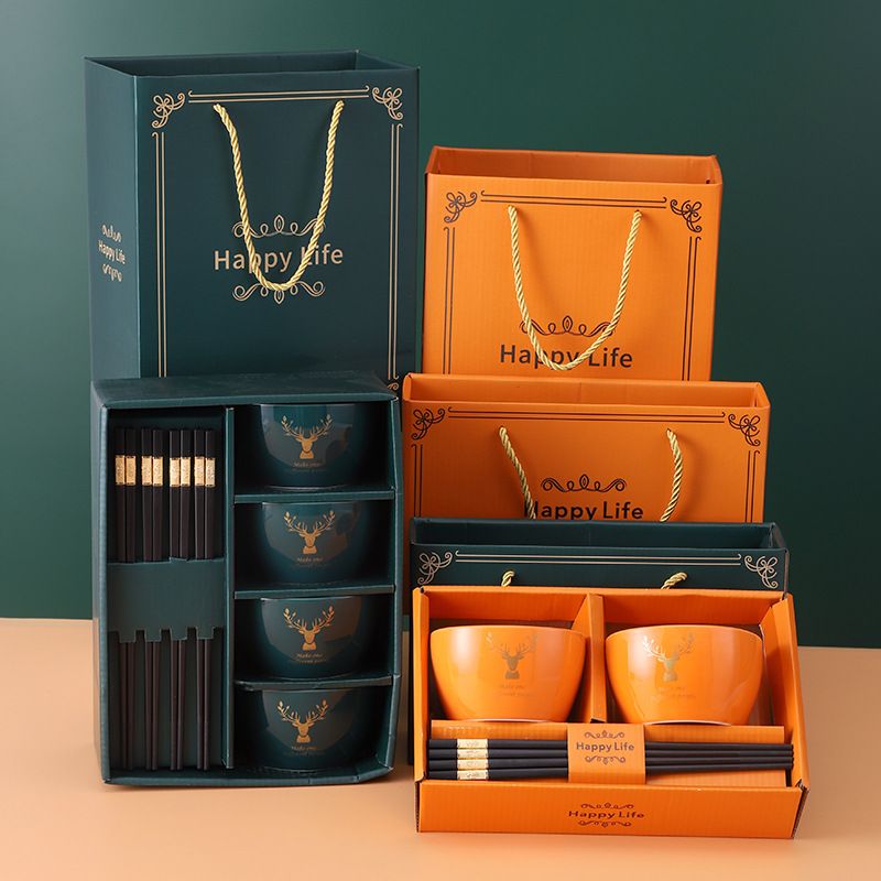 Ceramic tableware set including bowls and chopsticks