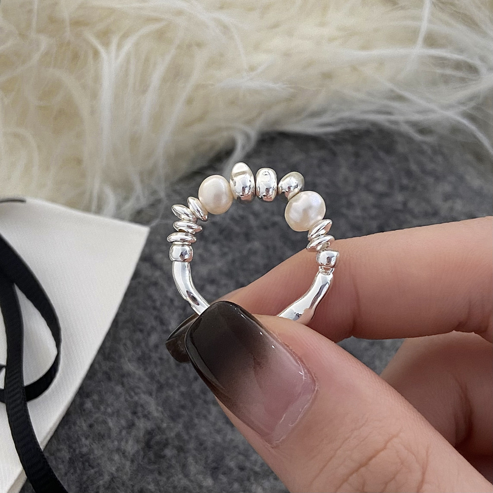 Crushed silver freshwater pearl ring