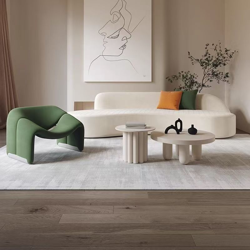 Cream-style smile chair