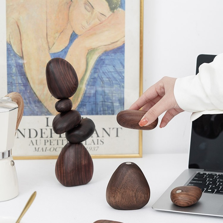 Balanced stone ornament