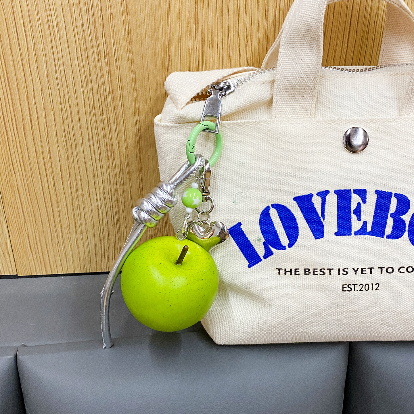 Simulation apple keychain, schoolbag pendant