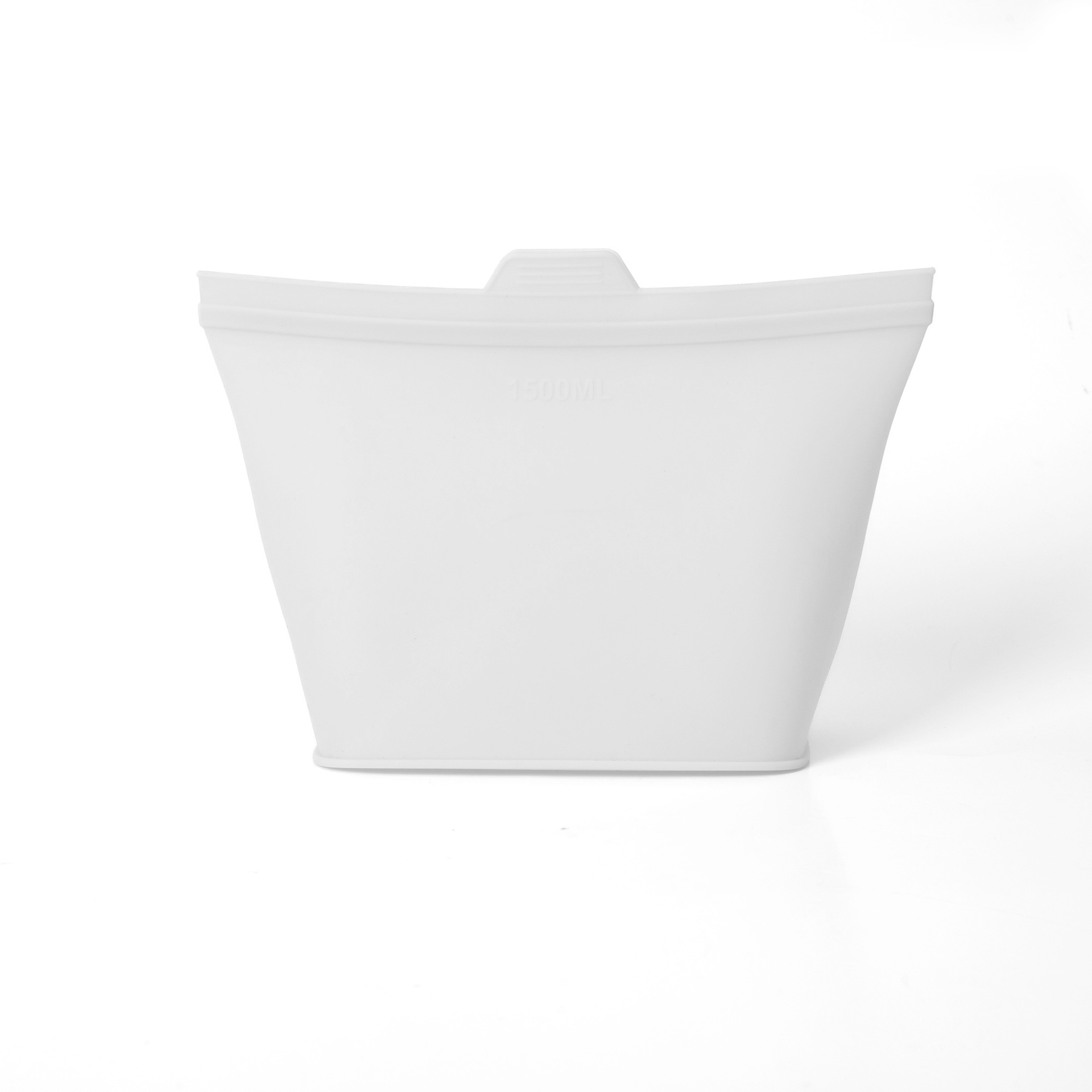 Multifunctional Sealed Silicone Food Container for Fruits and Vegetables in the Kitchen