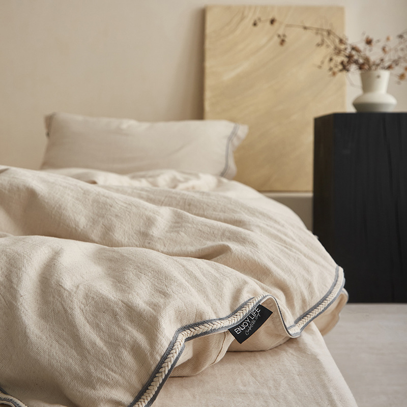 Primary color refreshing, breathable cotton and linen bedding set (four-piece)